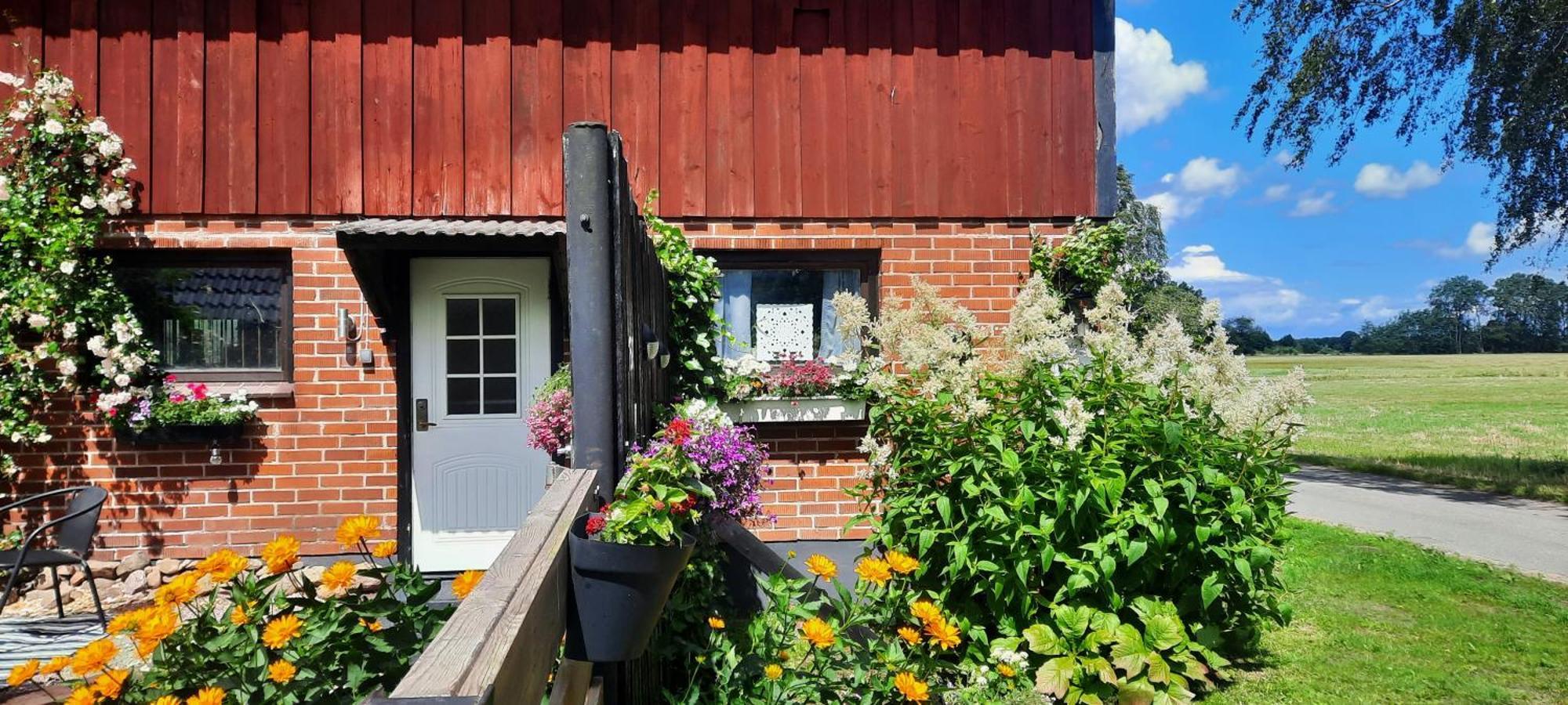 Rya B & -B Tollarp Laegenhetsboende Bagian luar foto